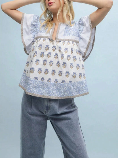 Women Summer Folky Stylish Floral Print Contrast Color V-Neck Cropped Shirt Ruffled Fly Sleeve Loose Fit Y2K Blouse