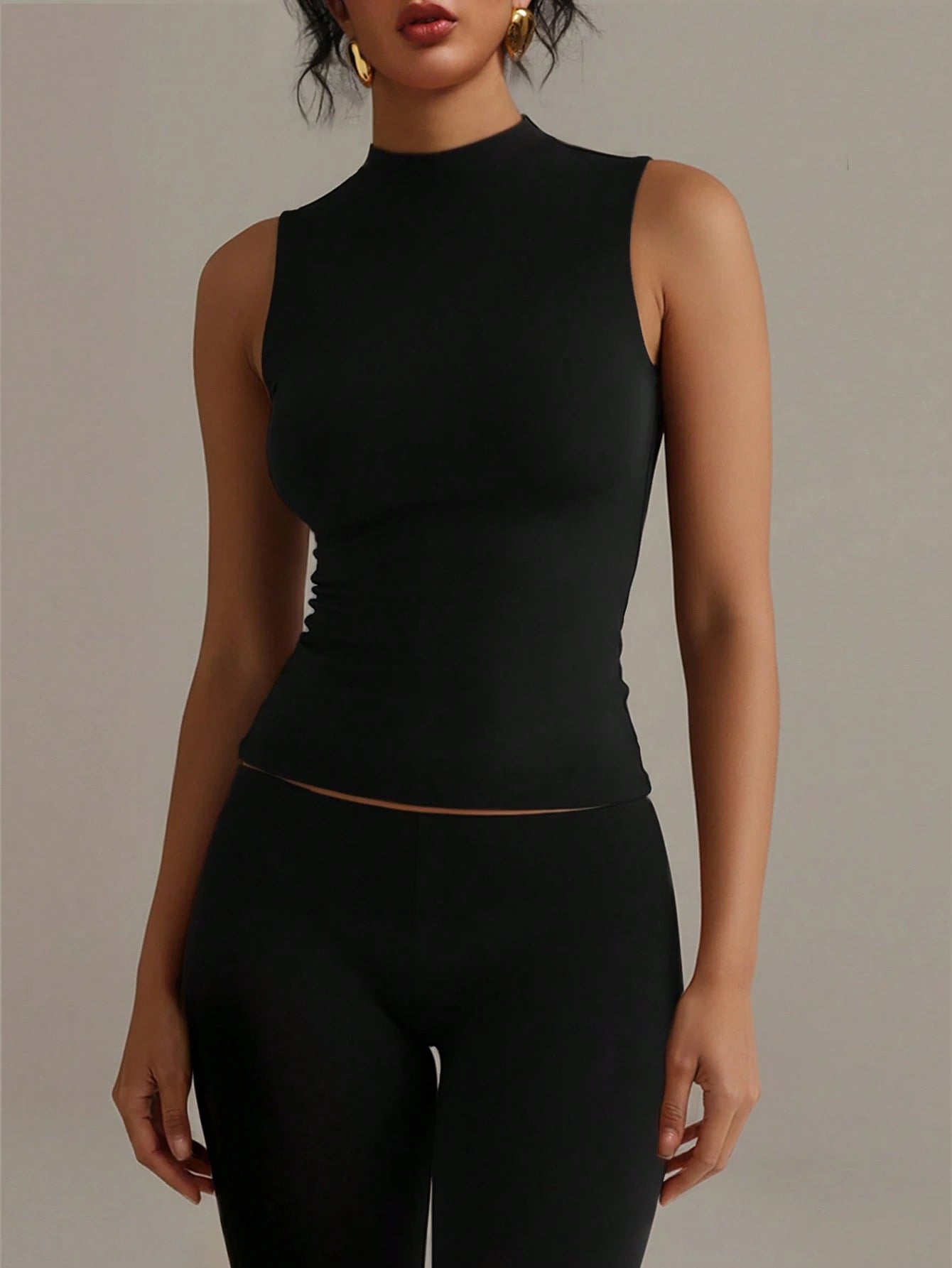 XLLAIS Crew Neck Sleeveless Solid Color Undershirt, Double-Layer Stretchy Slim Fit T-Shirt Casual Black Summer, Everyday Wear