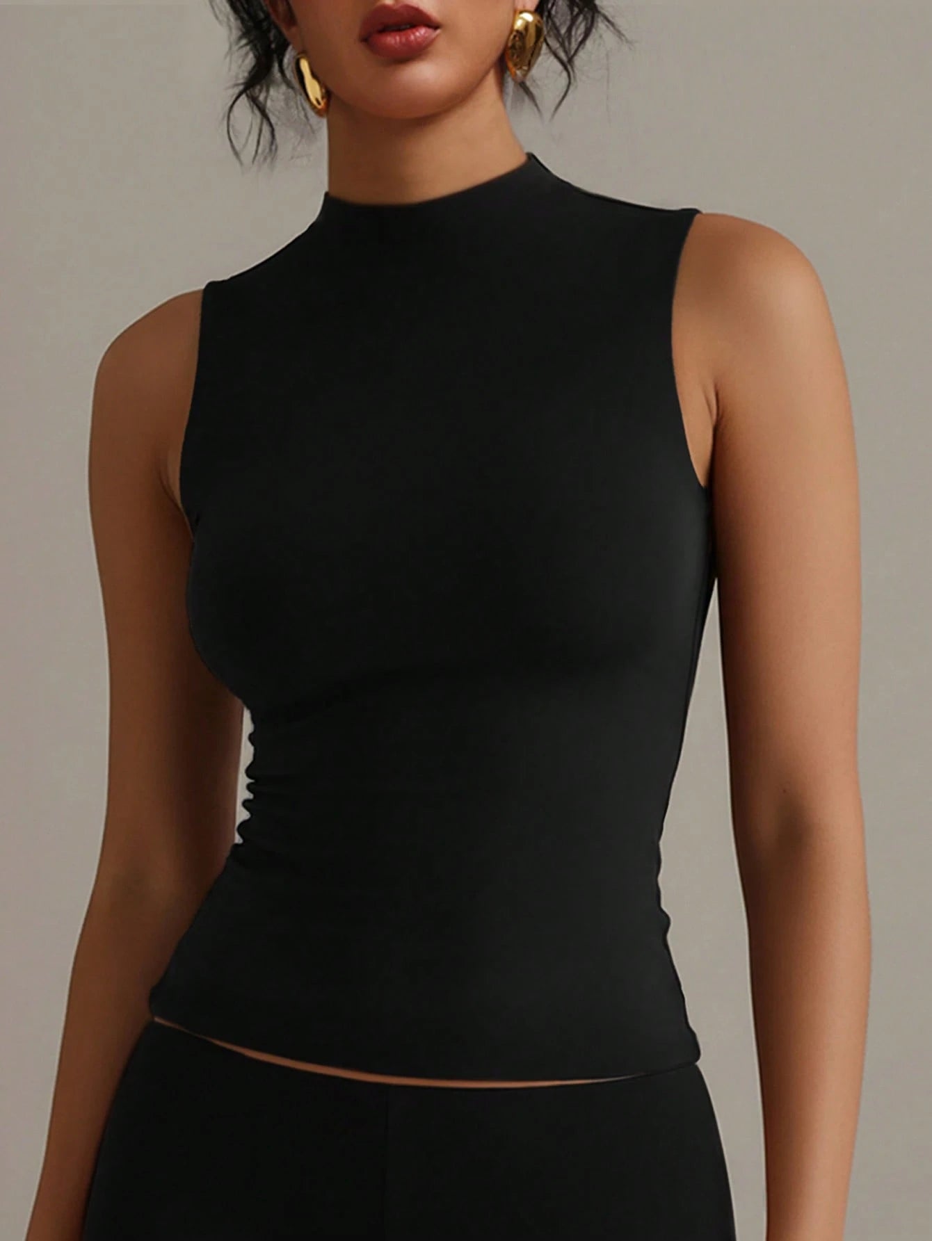 XLLAIS Crew Neck Sleeveless Solid Color Undershirt, Double-Layer Stretchy Slim Fit T-Shirt Casual Black Summer, Everyday Wear