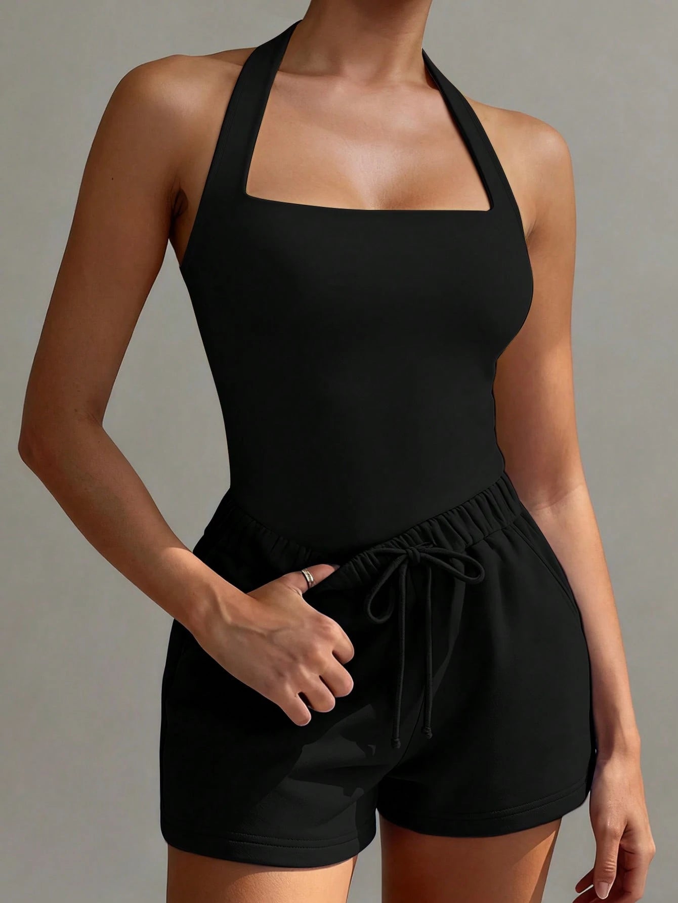 XLLAIS Sexy Backless Camisole, Fashionable Square Neck Elastic Casual Black Fitted Summer Tank Top For Women, Date Night